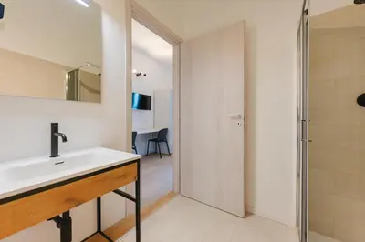 Planimetria di Raffinata Stanza 5 con bagno privato zona Stazione