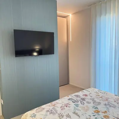 TV o dispositivi per l'intrattenimento presso A&G Elettra flat a pochi passi dal mare e Venezia