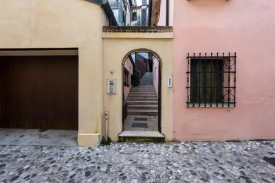 Planimetria di Treviso Centro, Mansarda design con travi a vista