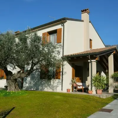 Maryhouse