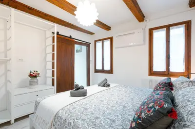 Letto o letti in una camera di 8 mins from San Marco, experience authentic Venice