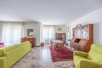 Area soggiorno di Italian Experience-Mestrina Apartment