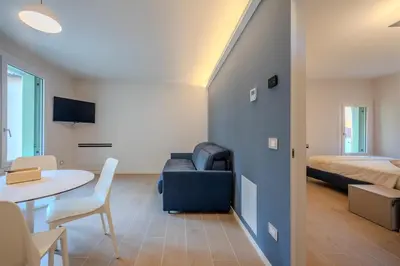 TV o dispositivi per l'intrattenimento presso La Cereria Design Flats - L' Alchimista