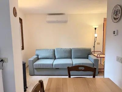 Area soggiorno di Mariana's home by Venicescape