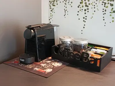 Set per la preparazione di tè e caffè presso Appartamento Mogano