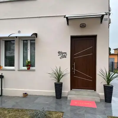 James Home