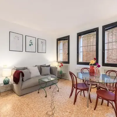 Beautiful and chic small apartment