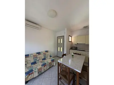 Cucina o angolo cottura di Small apartment house with balcony