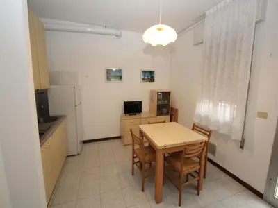 Cucina o angolo cottura di Holiday Family Retreat Near Sea