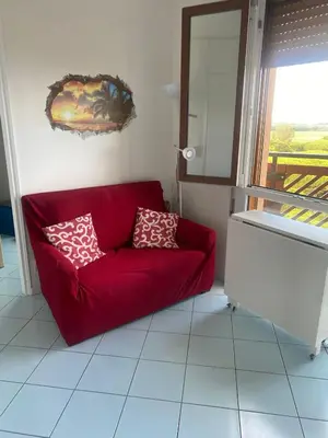 Area soggiorno di Sea & Sky View Guest House