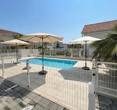 Piscina di Permar - Home immobiliare o nelle vicinanze