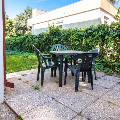 Cozy flat with garden