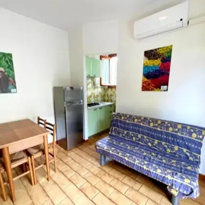 Holiday Getaway for 5 near the Beach