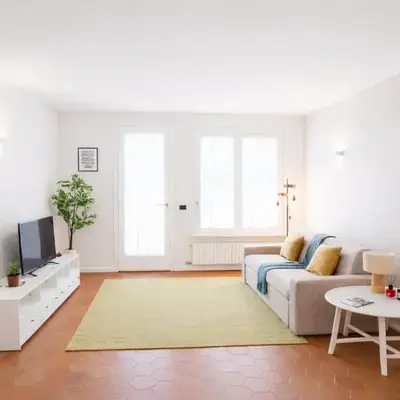Domus Solferino - Private Parking near Airport & City Center
