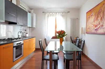 Cucina o angolo cottura di PadovaResidence Apartments - tra Piazza delle Erbe e il Duomo