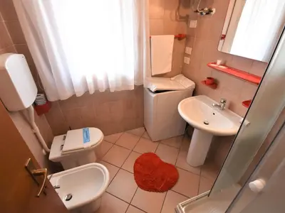 Bagno di Apartment Mediterraneo-4 by Interhome