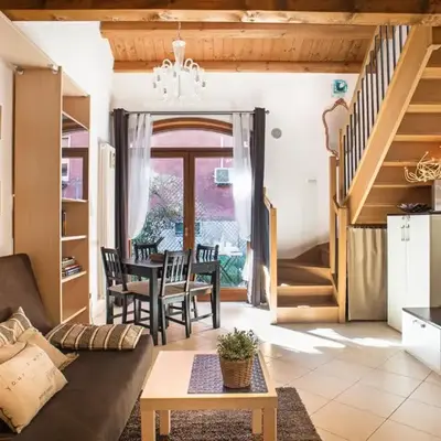 Duplex at the entrance to Venice 2 bathroom and terrace
