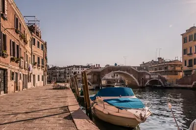 Vista sul fiume nelle vicinanze dell'appartamento