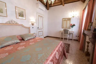 Letto o letti in una camera di Cà Manzoni Apartment with Terrace