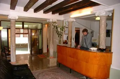 Hall o reception di Hotel Caneva