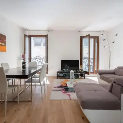 San Marco Prestige with Terrace by Wonderful Italy