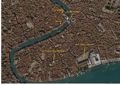 Vista generica su Venezia o vista sulla città dall'interno dell'appartamento