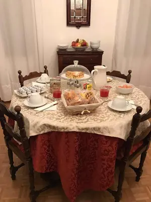 Cibo presso il bed & breakfast o nelle vicinanze