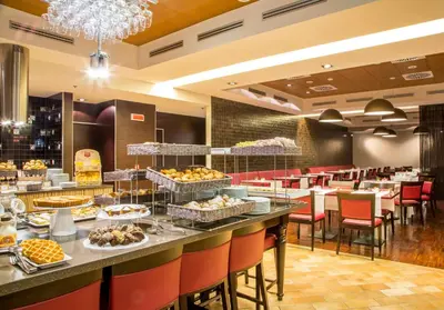 Cibo presso l'hotel o nelle vicinanze