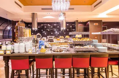 Cibo presso l'hotel o nelle vicinanze