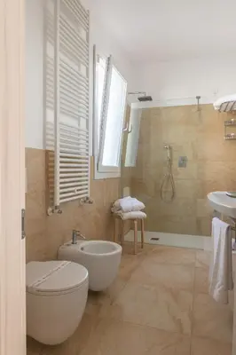 Bagno di Hotel Excelsior