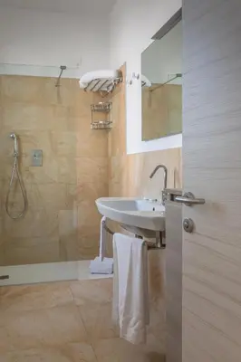 Bagno di Hotel Excelsior