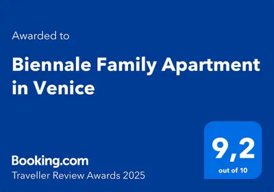 Certificato, attestato, insegna o altro documento esposto da Biennale Family Apartment in Venice