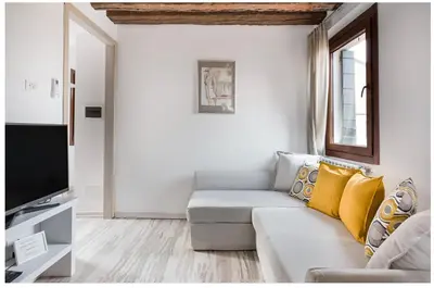 TV o dispositivi per l'intrattenimento presso Biennale Family Apartment in Venice