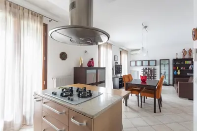 Cucina o angolo cottura di Sunrise Apartment Venice
