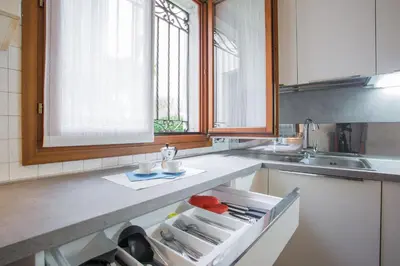 Cucina o angolo cottura di Filodrammatici Loft by Welc(H)ome