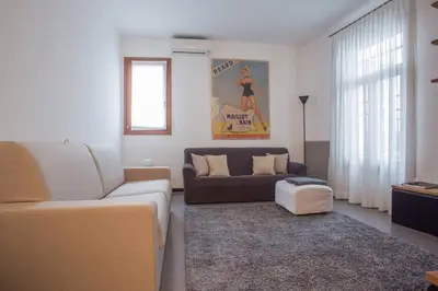 Area soggiorno di Filodrammatici Loft by Welc(H)ome