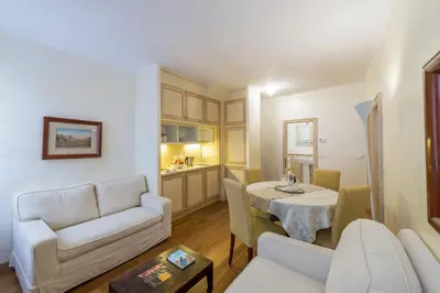 Area soggiorno di Romantic Suite San Marco