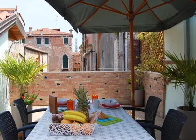 Area soggiorno di Loft Due Cuori con terrazza