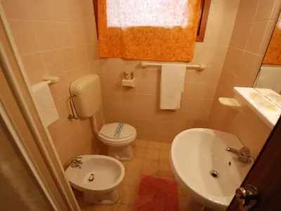 Bagno di Apartment Casa Daniela-1 by Interhome