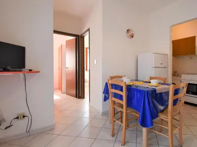 Cucina o angolo cottura di Apartment Casa Daniela-1 by Interhome
