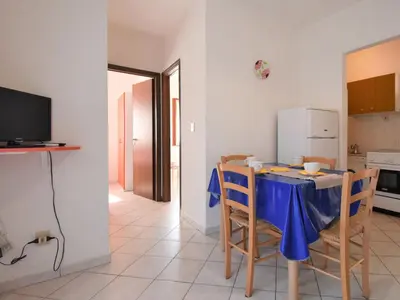 Cucina o angolo cottura di Apartment Casa Daniela-3 by Interhome