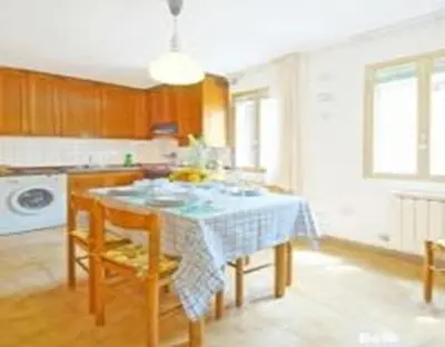 Cucina o angolo cottura di Appartamento vacanze Casadueottanta loc-13704