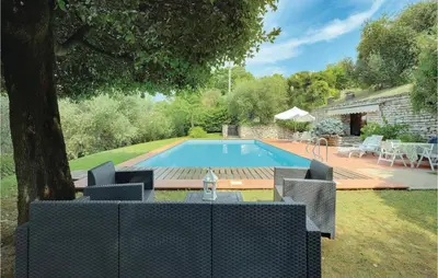 Piscina di Cavedon o nelle vicinanze