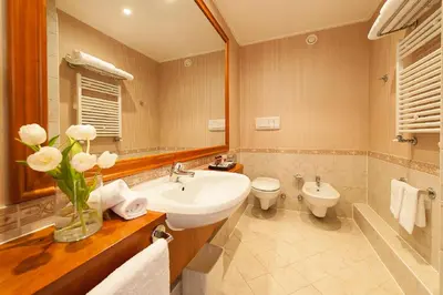 Bagno di SHG Hotel De La Ville