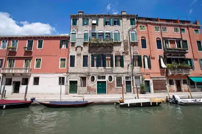 Vista sul fiume nelle vicinanze dell'appartamento