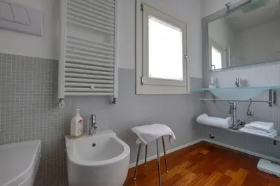 Bagno di La Casetta a Palazzo Grassi