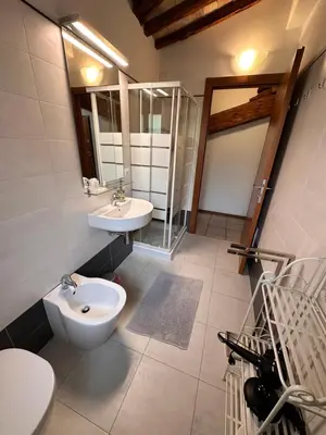 Bagno di Appartamenti Portavenezia