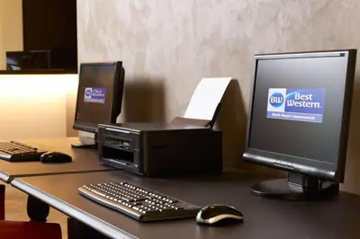 TV o dispositivi per l'intrattenimento presso Best Western Park Hotel Continental