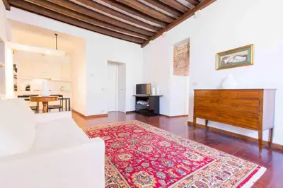 Area soggiorno di THE ARCH historic accommodation