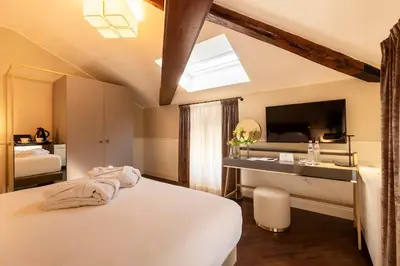 Letto o letti in una camera di Hotel Villa Soligo - Small Luxury Hotels of the World
